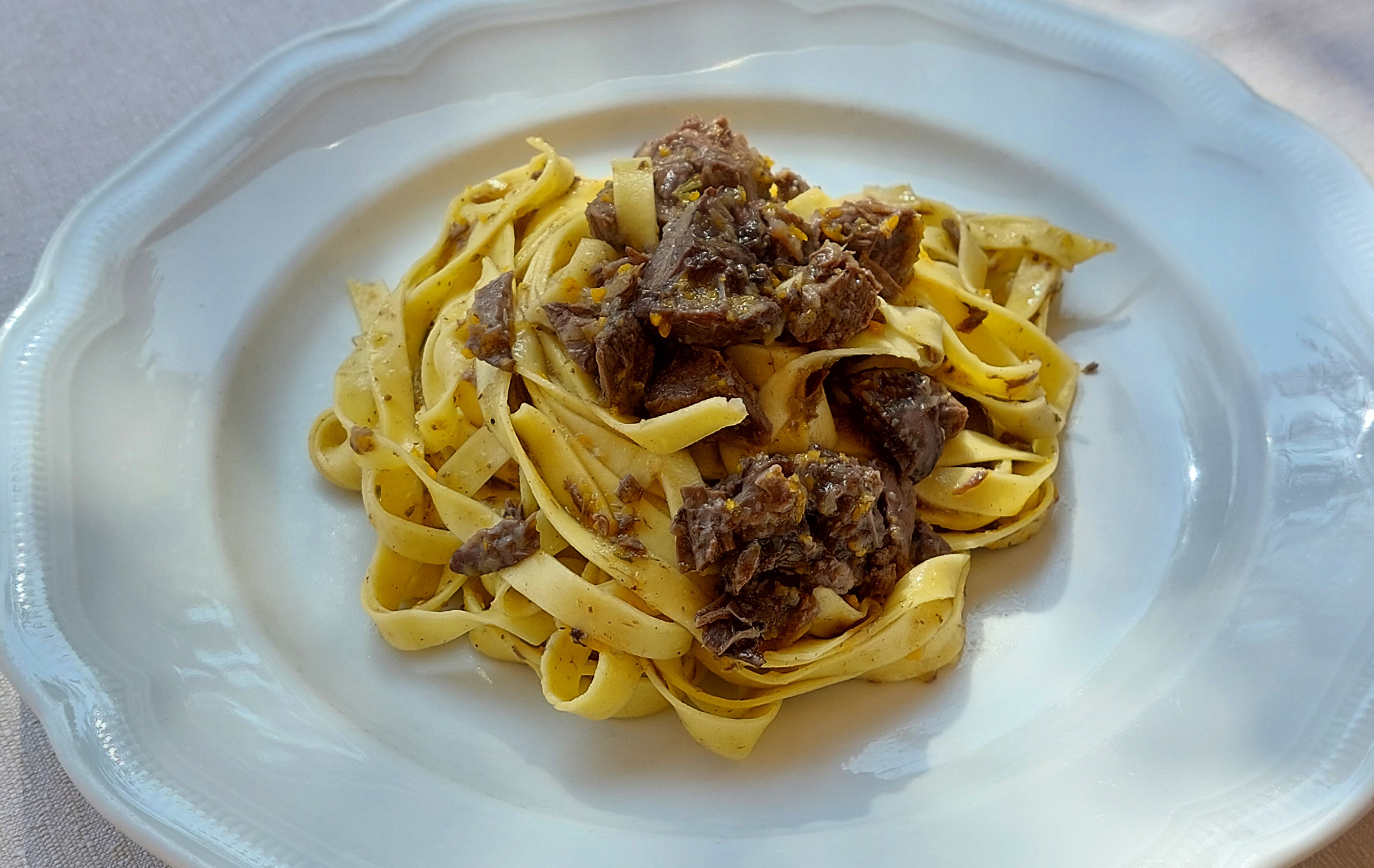 Tagliatelle fatte in casa con la lepre